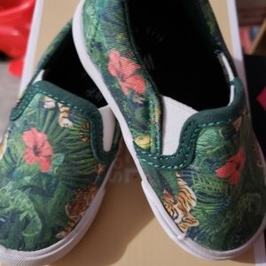 H&M Printed Slip-on
